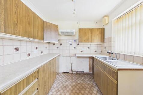 Kitchen: