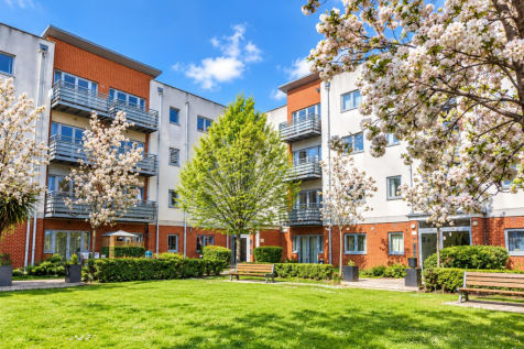 Spring Courtyard Apartment Complex.png