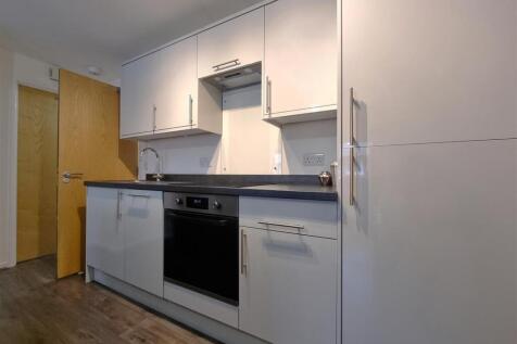 Kitchen - F32 The Forum.jpg