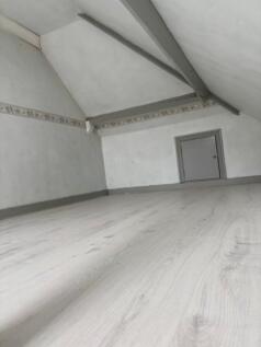 Loft area.jpg