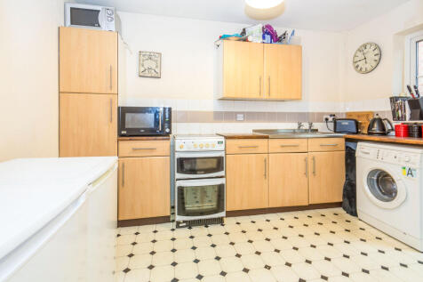 kitchen b.jpg
