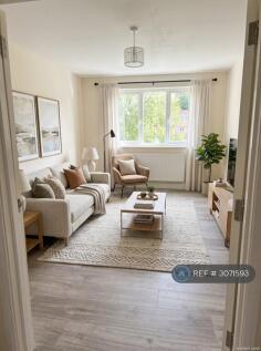 Howard Close, Waltham Abbey, EN9 photo 3