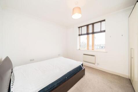 Maud Chadburn Place, Clapham photo 3