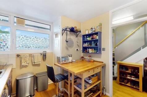 521 Mile End Road - hW9Oa7BrjY3kyxss60Ja.jpg