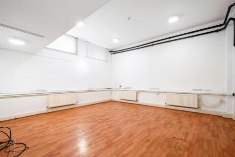 Commercial Rd 595597  Low Res 24.jpg