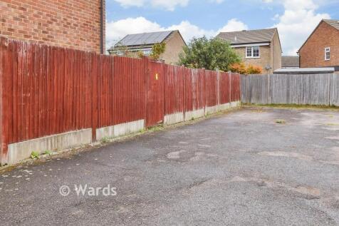 Driveway/Parking