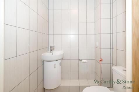 8706751-interior10.jpg