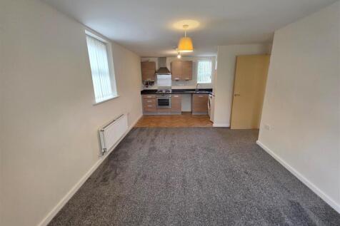 Solent Road, Church Gresley, Derbyshire, DE11 9BU photo 4