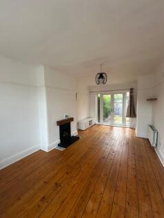 Barton Road, Stretford, M32 photo 4