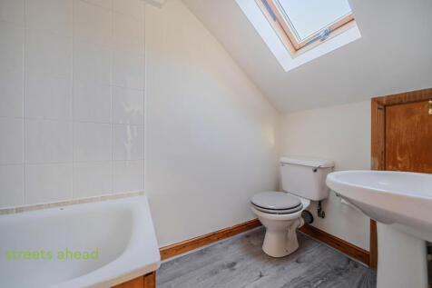 8e792202-bf5e-4e1...