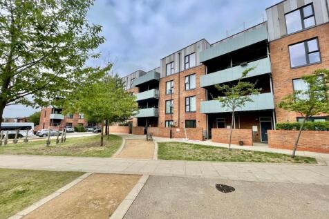 18 Lewis House Front.jpg