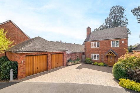 9 Campbell Close-38.jpg