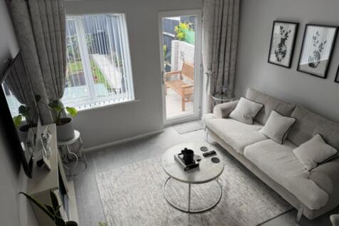 Ratcliffe Drive, Stoke Gifford photo 3