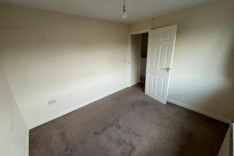 Gwendoline Drive, Leicester, Leicestershire, LE8 photo 4