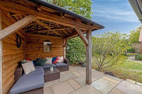 1StrattonParkCott...