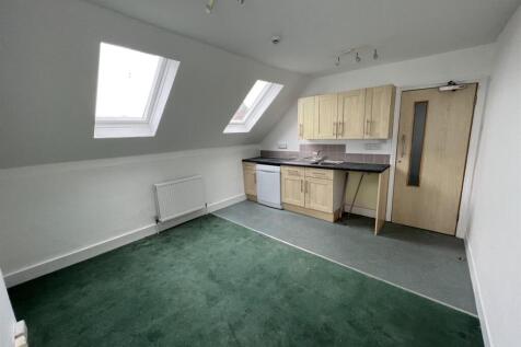 COMMUNAL KITCHEN.jpg