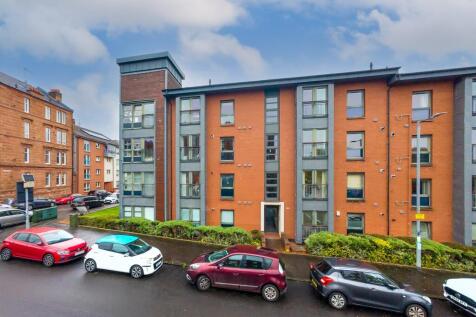 2-bed flat on Thornwood Avenue, Glasgow, Glasgow City, £1,150/mo