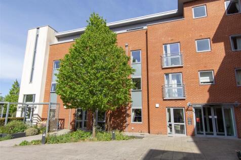 1-bed house on The Brow, Burgess Hill, £1,200/mo