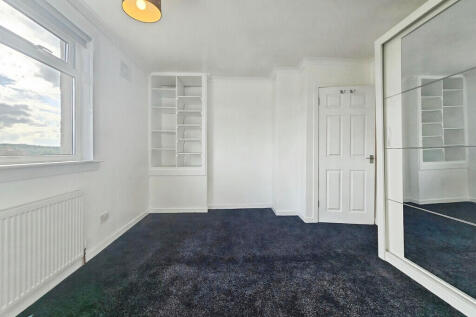 Elizabeth Crescent, East Ayrshire photo 5
