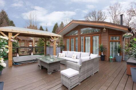 DECKING
