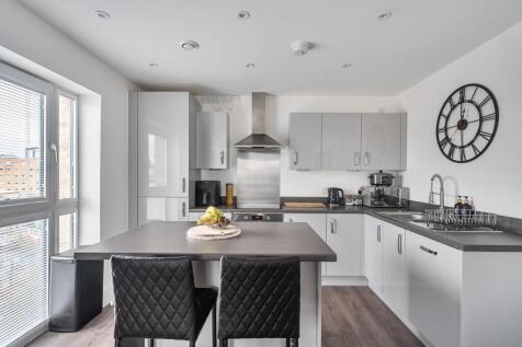 Living / Dining / Kitchen