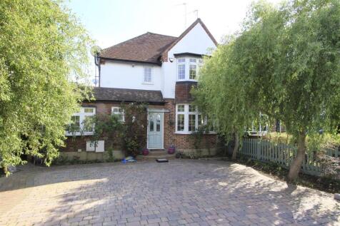 Uxbridge, UB10 - property photo
