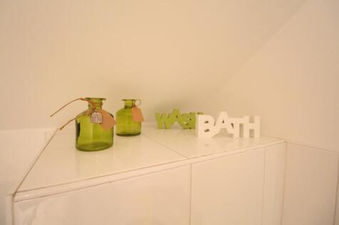 Bathroom decor