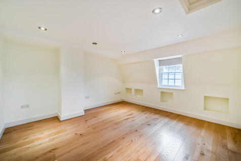 Second Floor Doub...