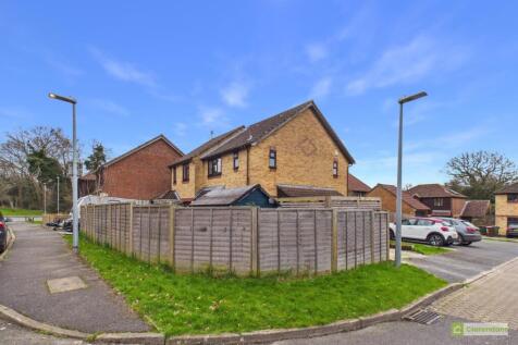 CAM02528G0-PR0440-STILL001