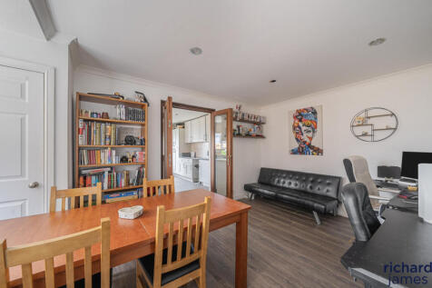 234e5cac2e5e485ba007640a166bea58