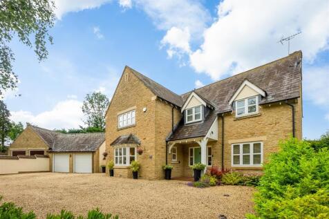 2 Shakesfield Close 2414-1.jpg
