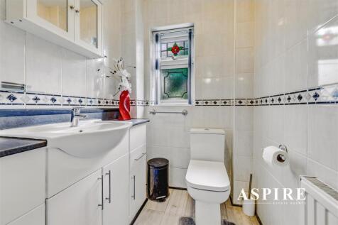 Aspire Estate Agents28.jpg