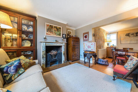 1364852-7-68eccab...