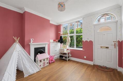Sitting Room_1.jpeg