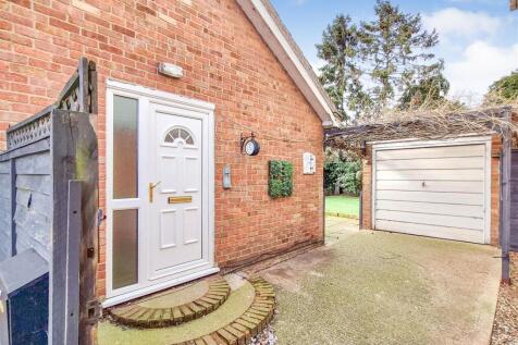 03-03-2026__16-54-07_Front_side_and_garage.ci0UU.j