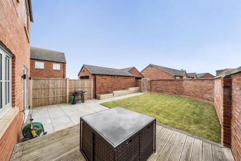 3 Gilden Drive, Gilmorton (19).jpg