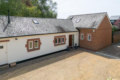 7 Agden Hall Farm...