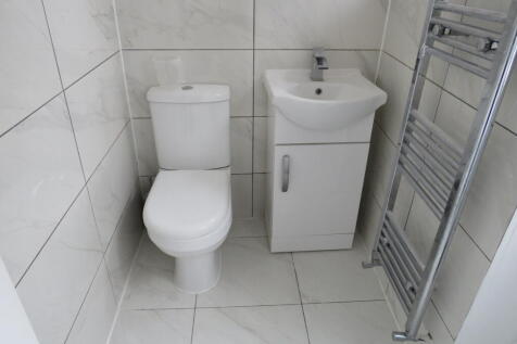 Cloakroom/wc