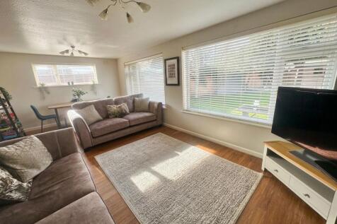 Living / Dining Room