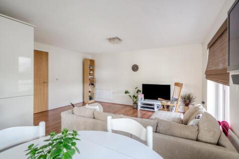 Reception/Kitchen