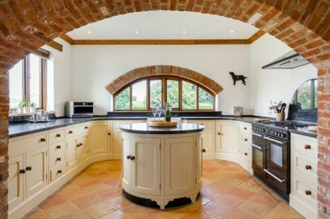 Dual aspect charming country kitchen