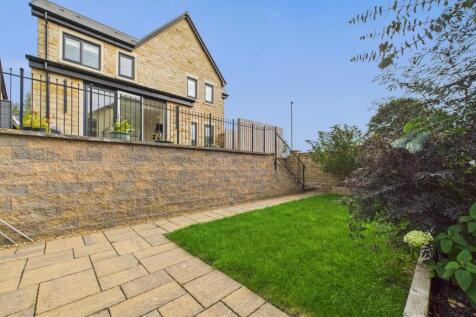 CAM02093G0-PR0051-STILL029