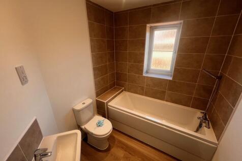 Dobney Street, Surfleet photo 4