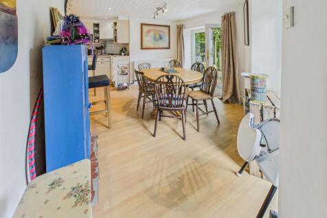 Kitchen Diner - Dining Area