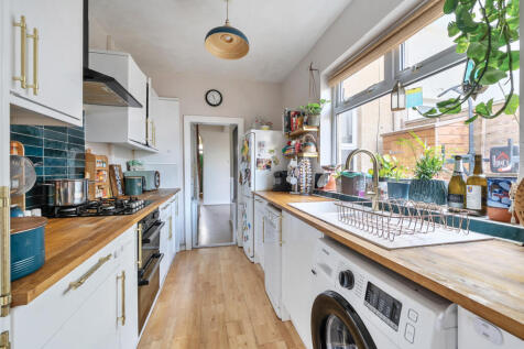 1305238-9-6851488...