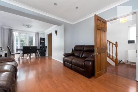 31 Ropers Avenue_0008.jpg