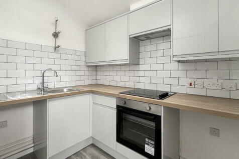 Westbury, BA13 - property photo