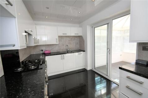 Madeley Drive, West Kirby, Wirral photo 5