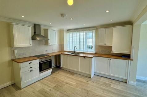 7 Fistral Wave Kitchen