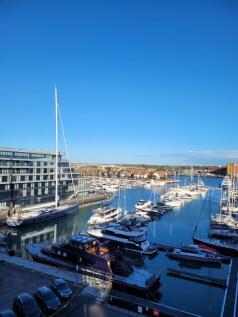 2-bed house on Cobalt Quarter, Maritime Walk, Ocean Village, SO14 3JY, £1,595/mo